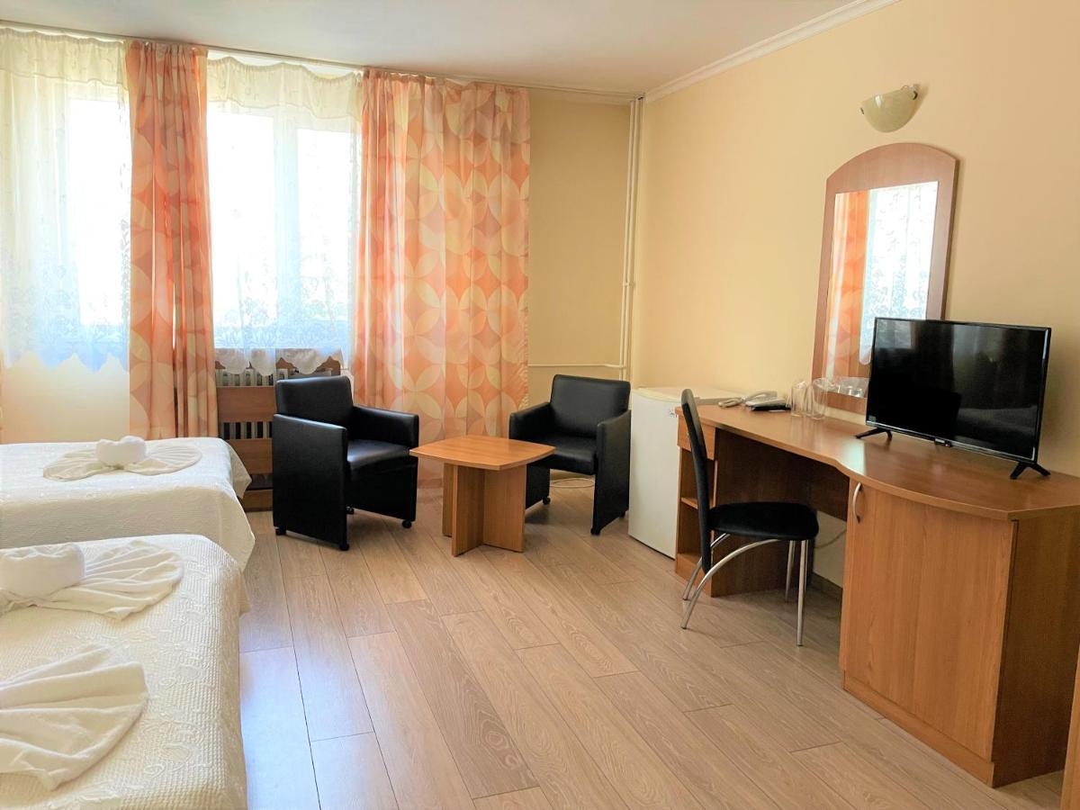 Family Hotel Central Burgas Екстер'єр фото